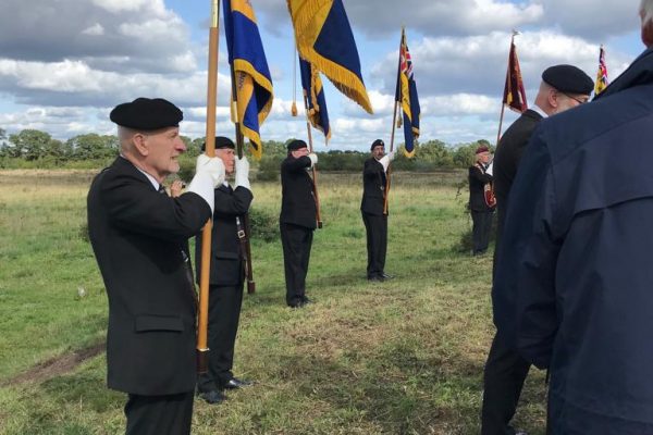 onthulling_gedenksteen01