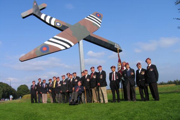 Glidermonument en veteranen