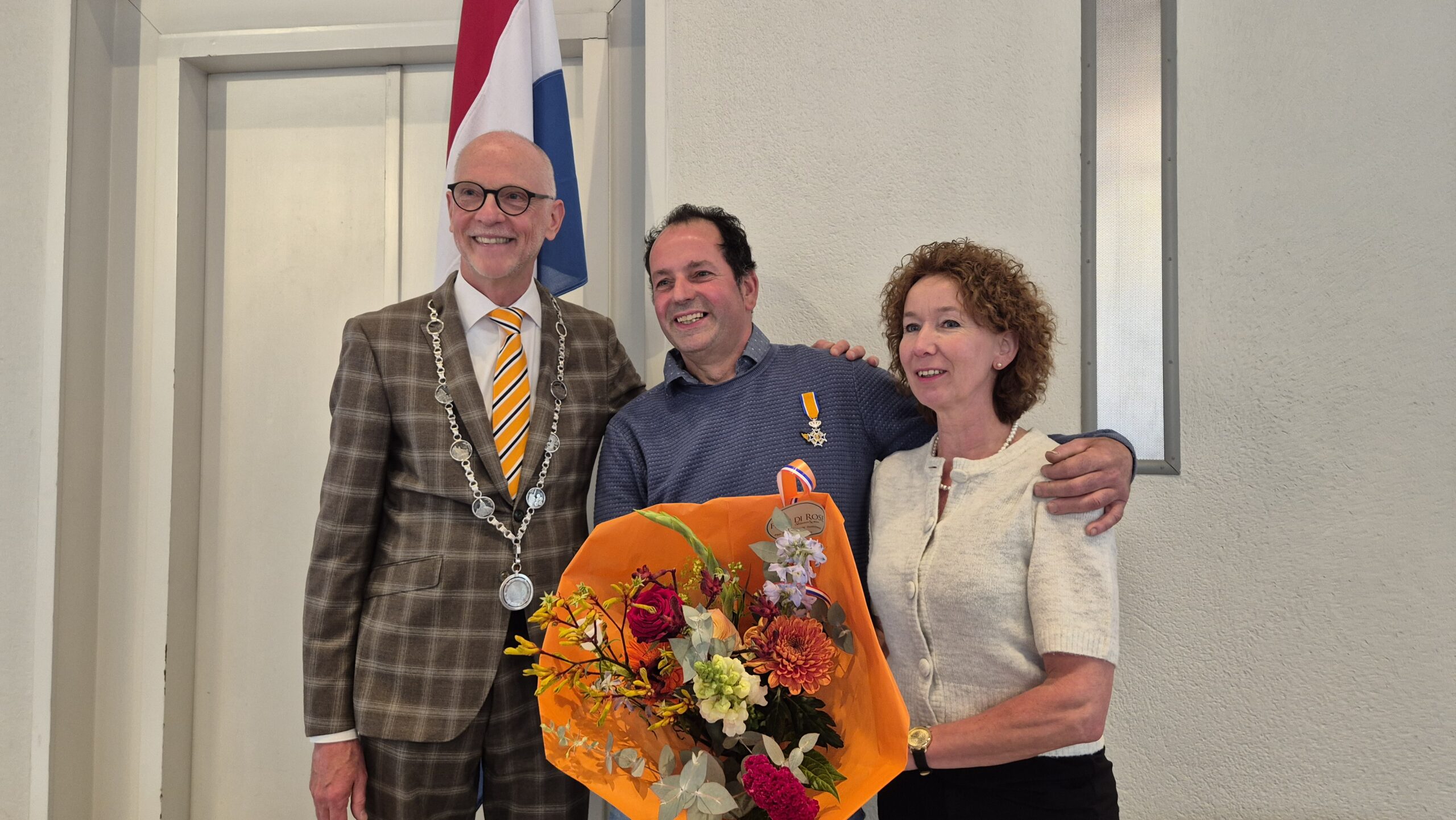 Koninklijke onderscheiding voor Jan van Oort, 24 april 2026